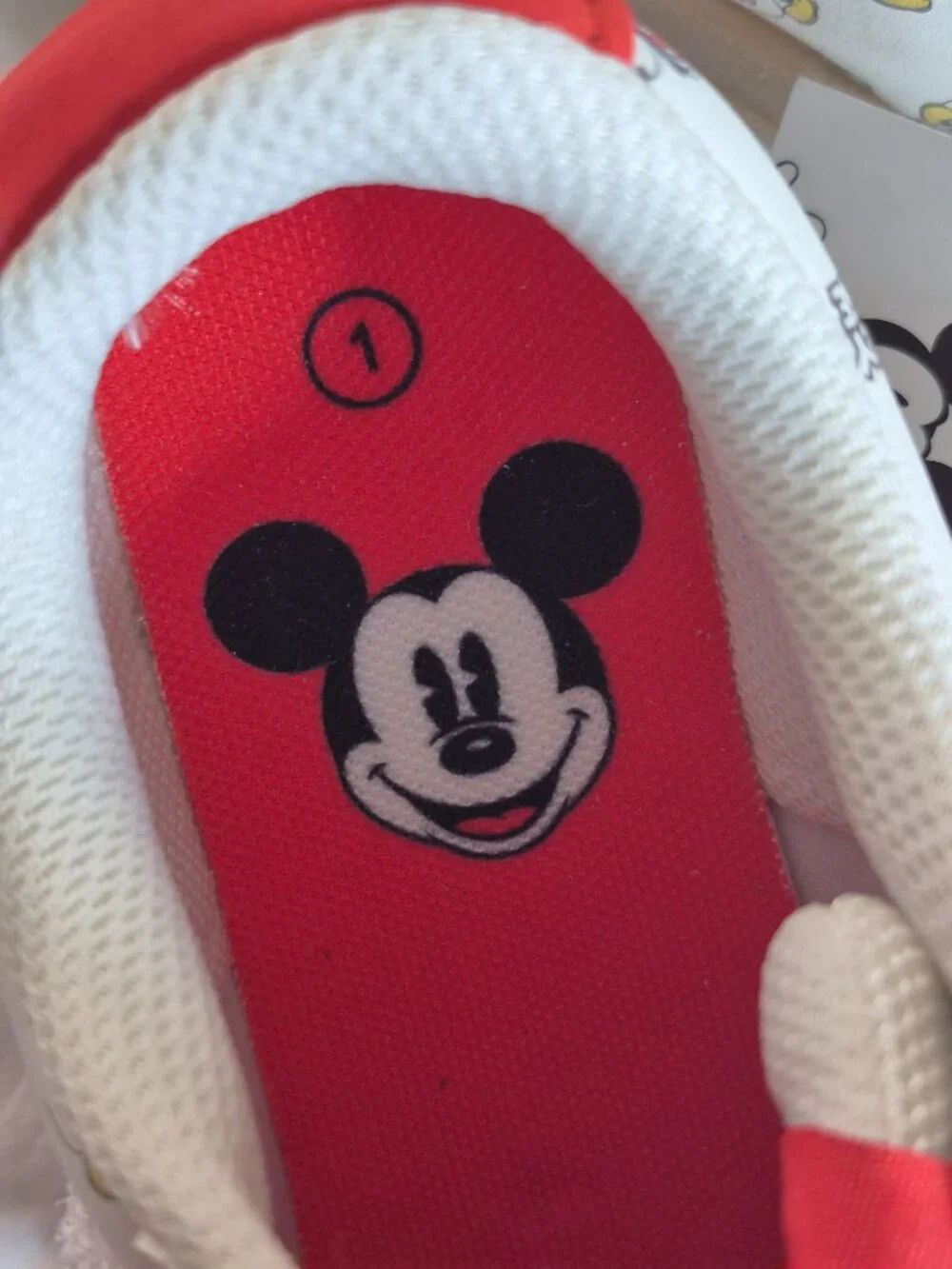 Disney Mickey And Friends Children’s Character Sneakers Size: 1,  NWB